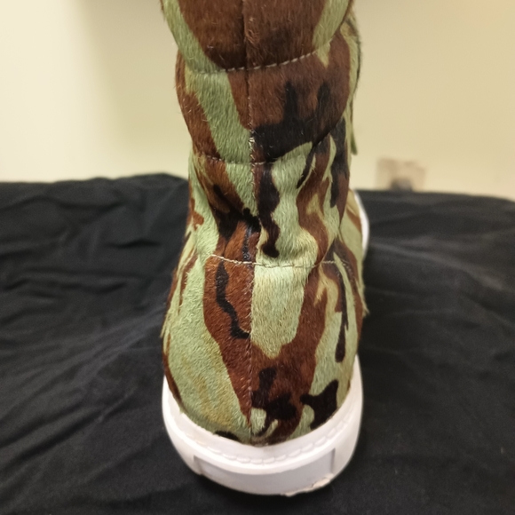 Jeffrey Campbell Flavia Camo Print Leather High Tops, Blogger Favorite! Sold Out - Picture 10 of 15